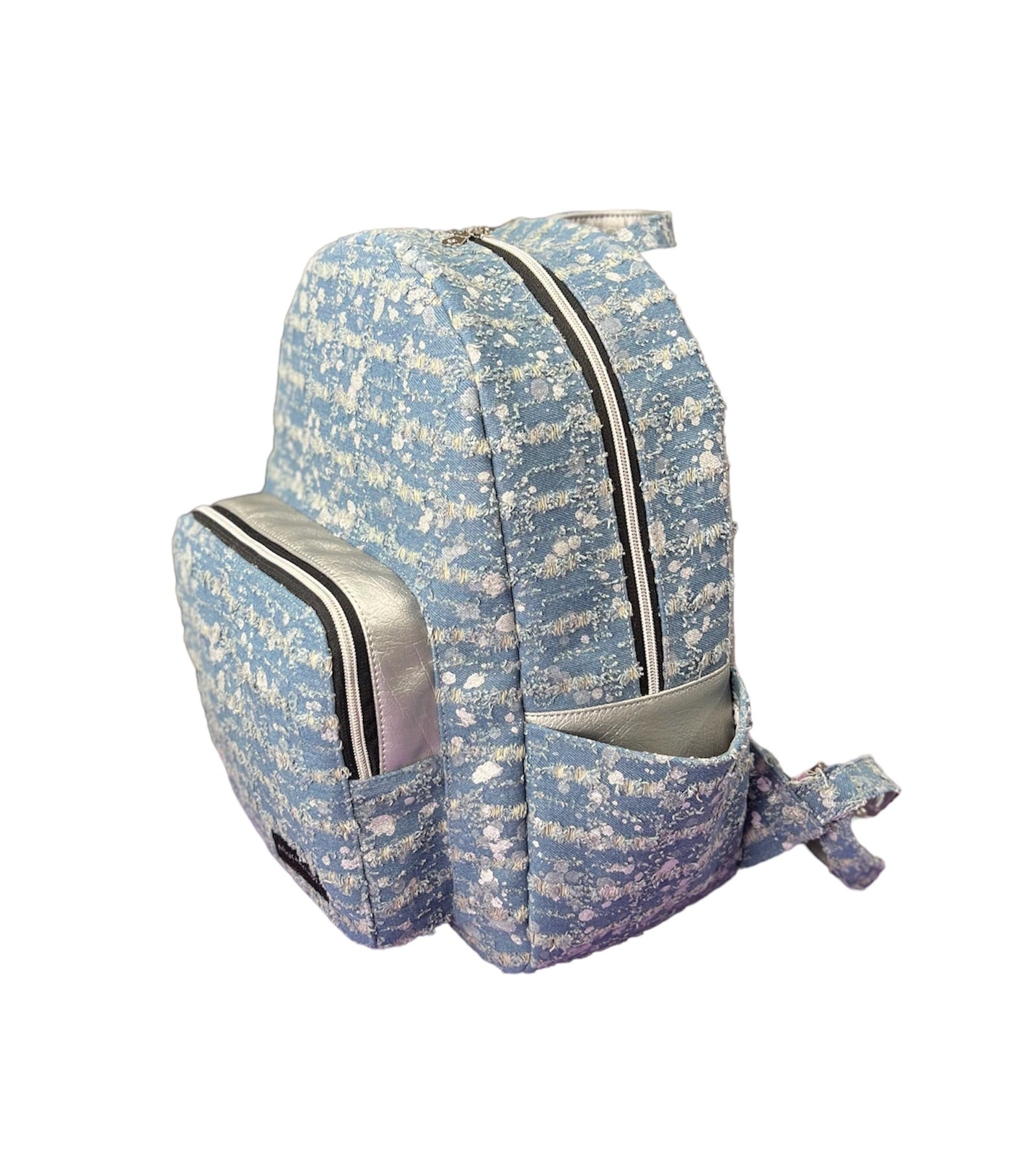 CRAFTERS - Nuestra primera mochila viajera ya está disponible